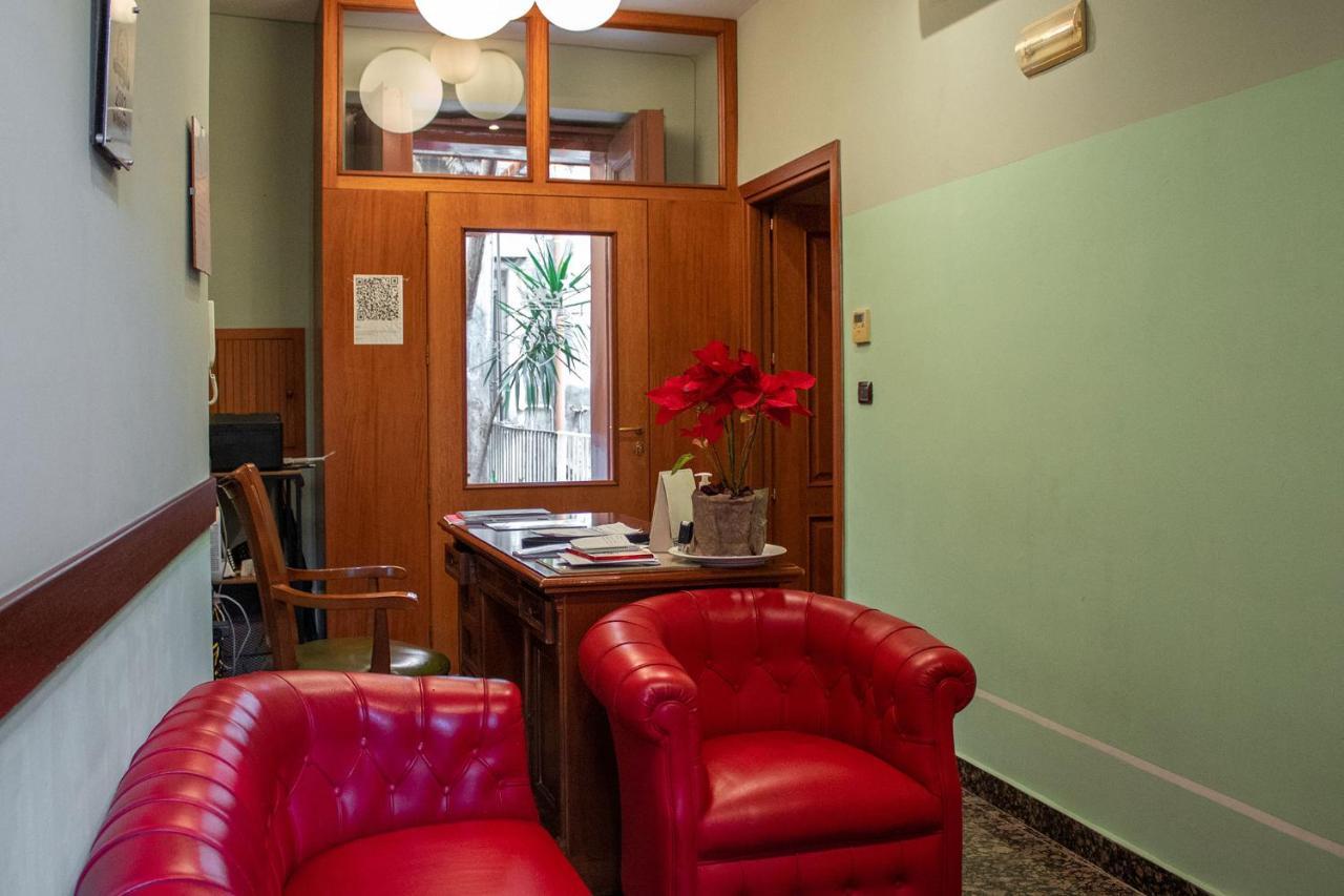 Le Stanze Del Vicere Boutique Hotel Napoli Eksteriør billede