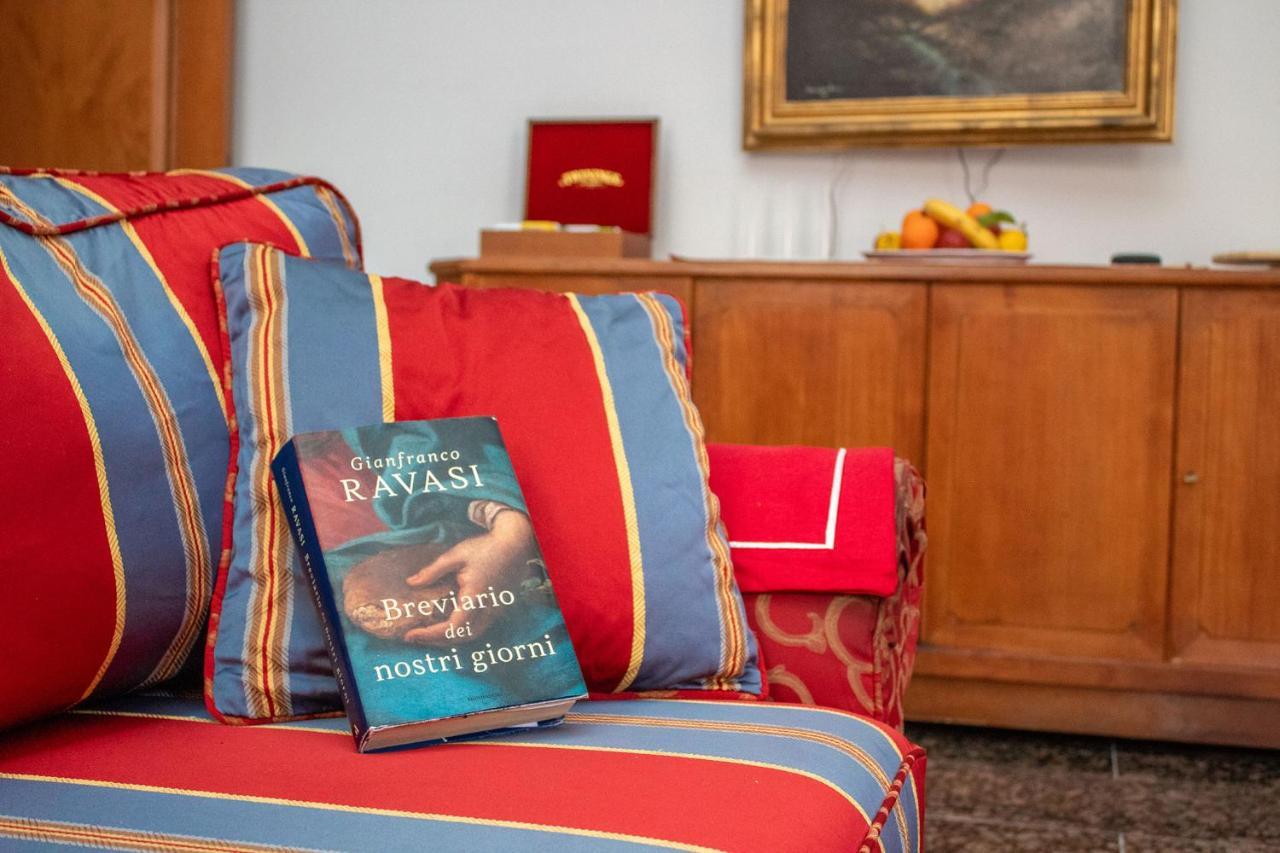 Le Stanze Del Vicere Boutique Hotel Napoli Eksteriør billede