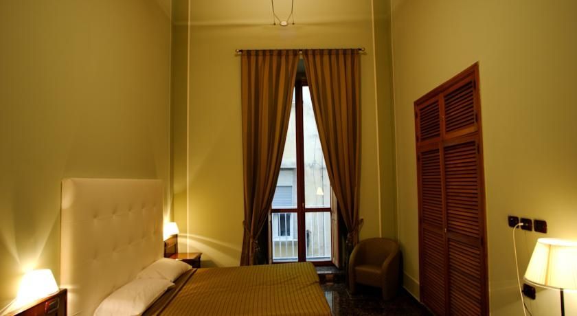 Le Stanze Del Vicere Boutique Hotel Napoli Eksteriør billede